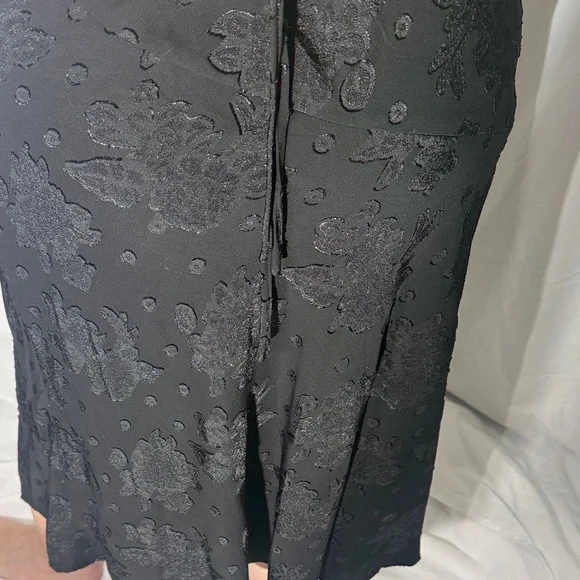 Hello Molly Black Floral Midi Dress XS - Picture 11 of 12